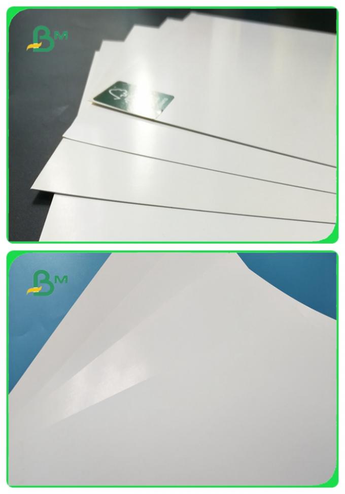 Glänzender Ausgleich-glattes gestrichenes Papier/Papier-90GSM 100GSM Größe Couche 90 * 64CM