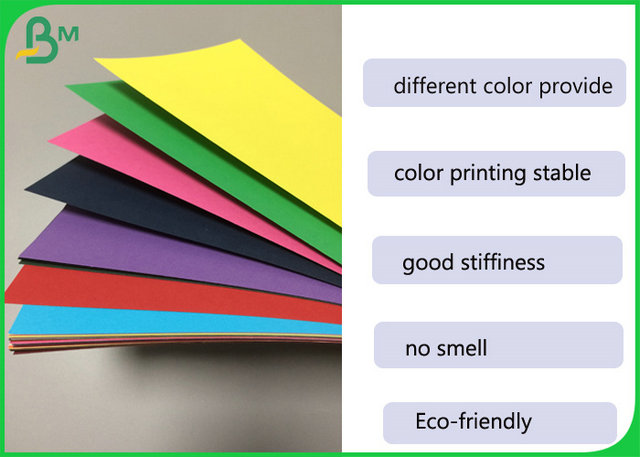 Unbeschichteter aufbereiteter materieller farbiger Bristol Paper 220gsm 230gsm mit 787mm 889mm Größe