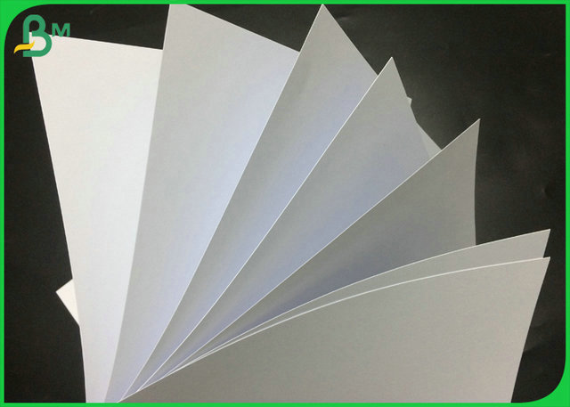 610mm 860mm 100grs 120grs unbeschichtete erstklassige Weißbuch-Rolle für die Herstellung des Umschlags