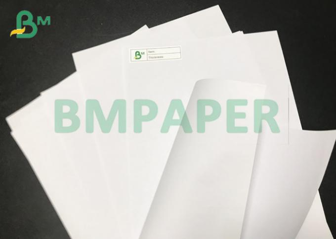 Größen-weiße unbeschichtete Offsetpapierblätter 53gsm 55gsm A1 B1 für den Druck des Buches