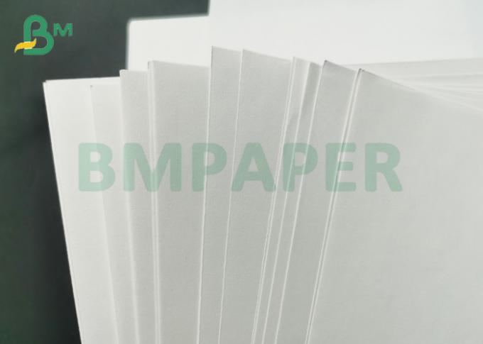 weißes unbeschichtetes Kraftpapier Karten-Brett 200g für Geschenk-Verpackung im Blatt