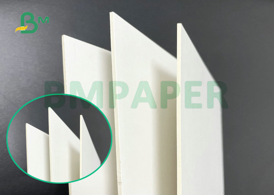 Hohe Massenstärke 1.5MM 2MM beide versah weißes lamelliertes Cardstock Papier mit Seiten