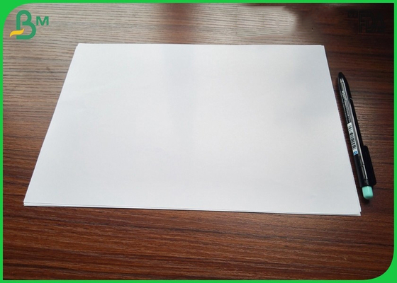 100 - 350gsm beschichtete glatte glatte Oberfläche C2S Art Paper For Books Production