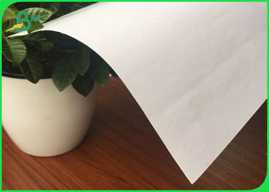 Weißes Bondpapier zwei unbeschichtetes Woodfree-Offsetdruck-Seitenpapier in 53gsm - 80gsm