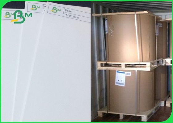 Eine Seitenpapppapier-Rolle/weißer Lehm beschichteten weiße Karten-Karton C1S im Blatt