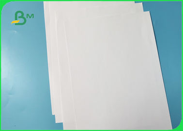 Weiße-gute Tinten-Absorption unbeschichtetes Woodfree-Papier für den Druck des Schullehrbuchs