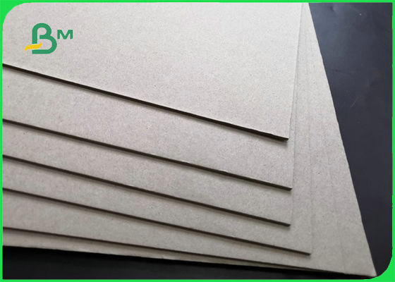 2mm faltende Widerstand-Doppelt-Seiten Grey Carton Board For Folder