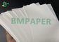 Licht-weißes Kraftpapier-Rollendrucken 30gsm 35gsm, das 880mm Breite verpackt