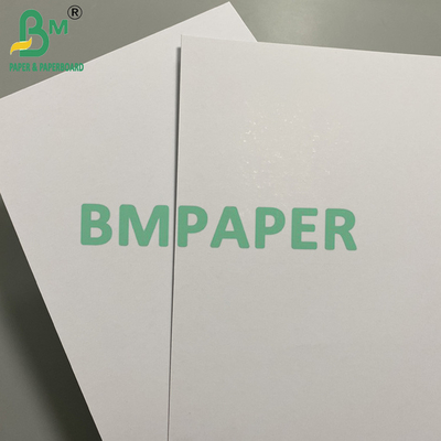 1 mm 820 gm 2 Seiten Weiß beschichtetes Laminatpapier mit Grauem Mittelduplexpapier