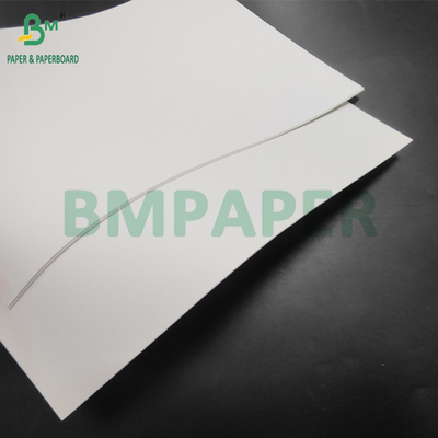 200 Mikrometer PP synthetisches Papier für Plakate 52 x 48 cm UV-Tinte Offsetdruck