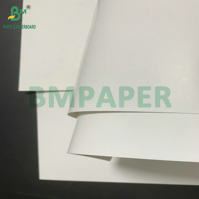 200 g 215 g GC1 Großflächig weißes, mit Ton beschichtetes, recyceltes Papier für die Herstellung von Lebensmittelkartons