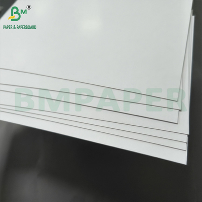 Weiß glänzender Ton, mit einer Beschichtung 1 mm für Karton und Box