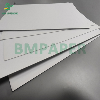 1.5MM 3fach weißes Wellpappe für Kosmetikboxen Liner E Flöte 69 x 99cm