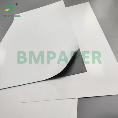 310 Gramm Blackcore-Papier für Spielkarten 550 x 790 mm Superior Smooth