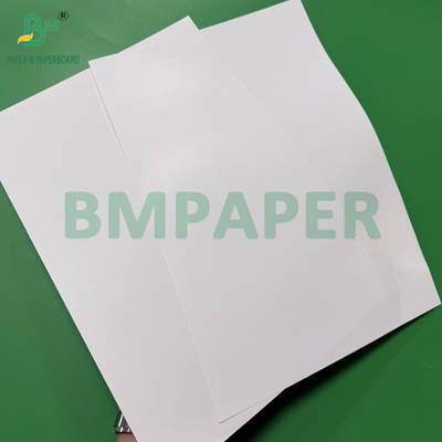 120g C1S einseitig beschichtetes Glanzpapier 68cm 110cm Rollbreite