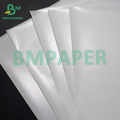 30GSM 50GSM 15PE Glanzfarbener weißer Kraftpapier Lebensmittelbeutel