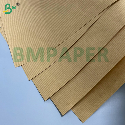 60gm Braun gestreifte Kraft-Geschenkfolie Einseitige Glanz-Finixierung Überlegene Haltbarkeit Hohe Festigkeit