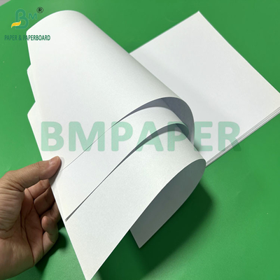 841 x 1198 mm 70 gm 80 gm Offsetpapier ohne Beschichtung zum Drucken von Buchtexten