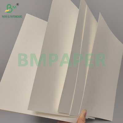 60 g/m² 80 g/m² Hochfasermaterial Ultrahochfester weißer Kraftpapier für Verpackung