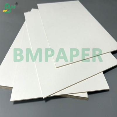 1,5 mm 2 mm Reiner Zellstoff-Grafikkarton für Supermarkt-Display-Tafeln 1220 x 2440 mm