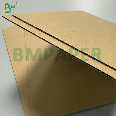 Dreischichtiges Braun-E-Flute-Gewellplatten zur Herstellung von Verpackungskartons, unbeschichtet 140/100/140 gm