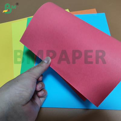 250 g/m² 300 g/m² ungestrichenes farbiges Bristolpapier für Grußkarten 61 x 86 cm