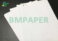 Größenweiße unbeschichtete Offsetpapierblätter 53gsm 55gsm A1 B1 für den Druck des Buches