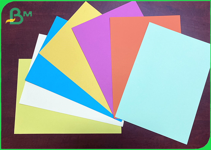 Größe 180gsm A3 A4 färbte Cardstock Kraftpapier Bristol Card Board Sheets