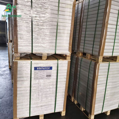 Mehrfarbiges 55 g/m² 60 g/m² Selbstkopierpapier NCR 650 mm x 920 mm Schwarzbild