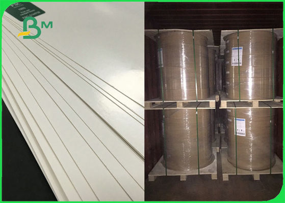 Weißes gestrichenes Papier PET reines Holzschliff FSC 100% für die Herstellung des Untertellers 300gsm