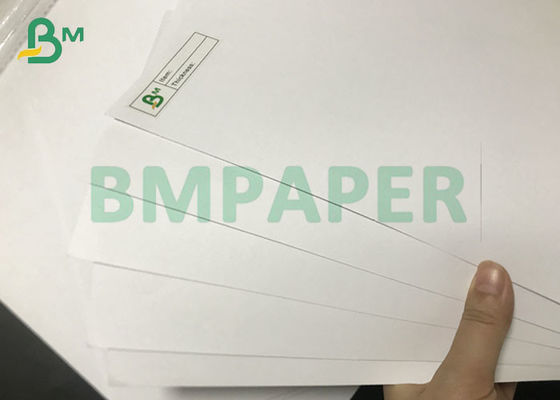 Deckweiß 50gsm 80gsm 65 * 92cm Bondauflagen-Papierpakete für Schulbuch