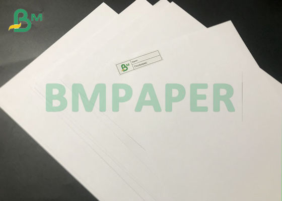 Deckweiß 50gsm 80gsm 65 * 92cm Bondauflagen-Papierpakete für Schulbuch