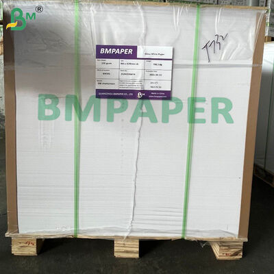 310 g/m² schwarzes Kern-Spielkartenpapier mit Leinenprägung, überlegene Steifigkeit und Haltbarkeit