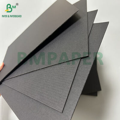1,5 mm 1,7 mm schwarzer F-Wellpappe für Verpackungen 1000 x 1420 mm