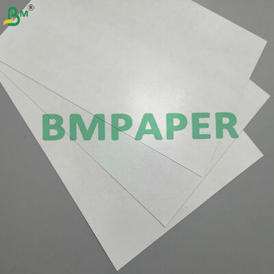 310g Schwarzer Kern Kartonstock Premium Opaque Dicke Papier C2S Glanzstarke Kartenstock für TCG-Karte