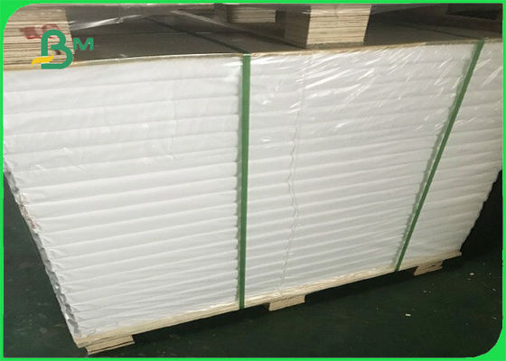 Hohe Weiße FSC unbeschichtetes Woodfree-Papier für Übungsbuch 60g - 180g