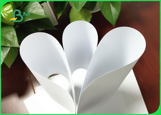 104% Weiße langkörniges Holz-freies unbeschichtetes Offsetpapier FSC u. ISO bestätigt